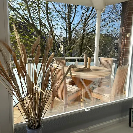 Zurueck Nach Appartement *